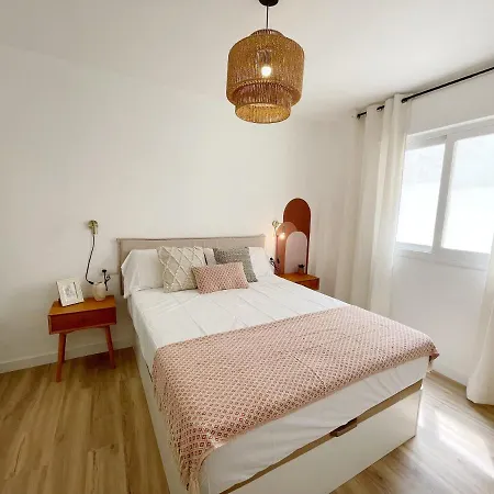 Calm Beach: Location, Beach & Old Town Apartman